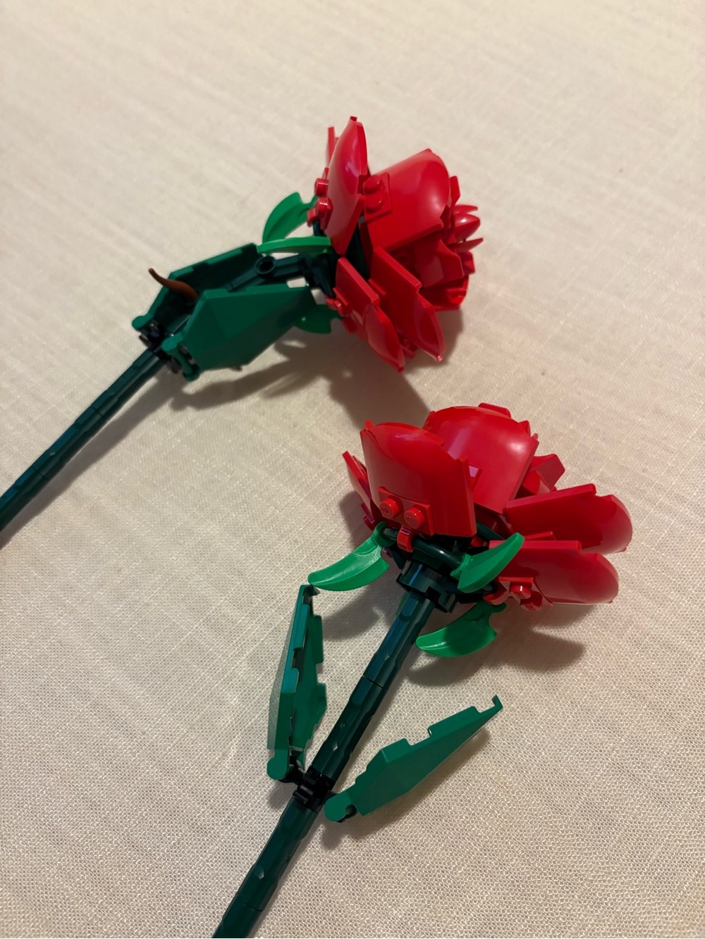 LEGO Rose Set - Picture 2 of 5
